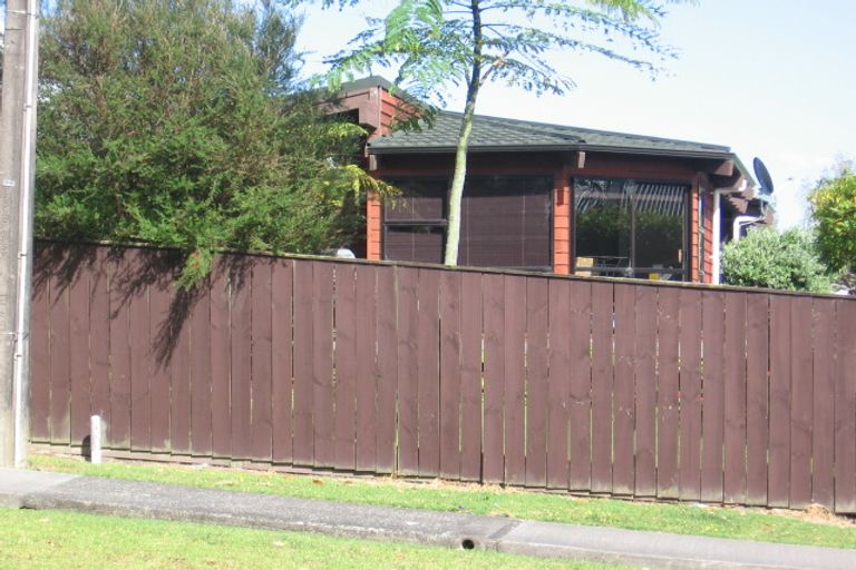 Photo of property in 14 Roseberry Avenue, Birkenhead, Auckland, 0626
