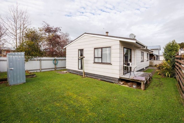 Photo of property in 4a Harding Place, Feilding, 4702