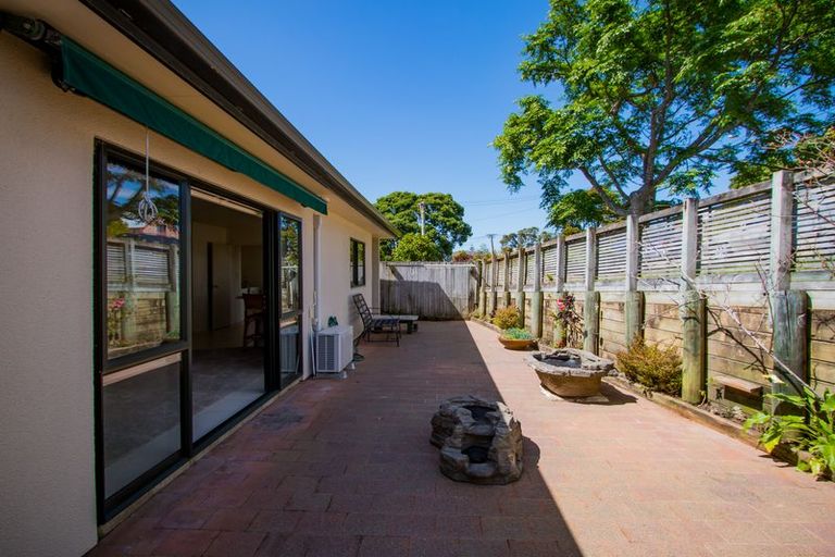 Photo of property in 23/1 Brixton Road, Manly, Whangaparaoa, 0930