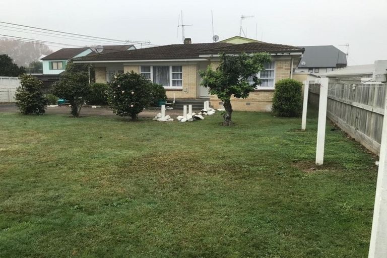 Photo of property in 228 Old Farm Road, Hamilton East, Hamilton, 3216