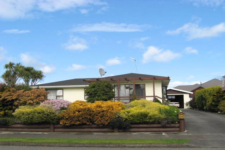 Photo of property in 10 Martin Harvey Street, Levin, 5510