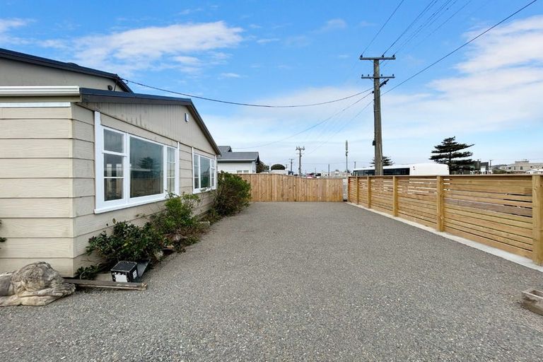 Photo of property in 145 Seabury Avenue, Foxton Beach, Foxton, 4815