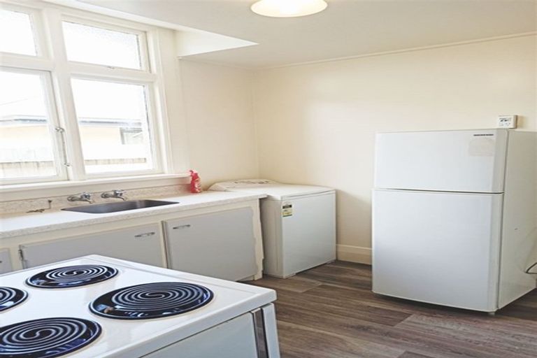 Photo of property in 42 Queens Drive, Saint Kilda, Dunedin, 9012