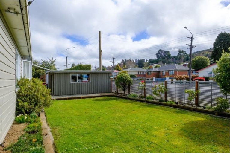 Photo of property in 451 Taieri Road, Halfway Bush, Dunedin, 9010