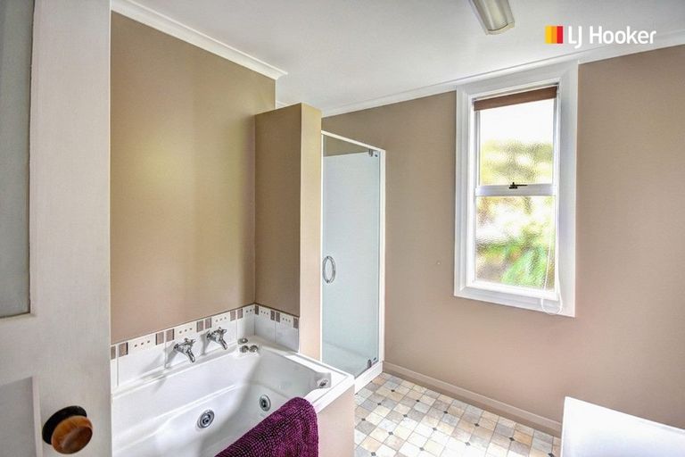 Photo of property in 22 Wharfdale Street, Macandrew Bay, Dunedin, 9014