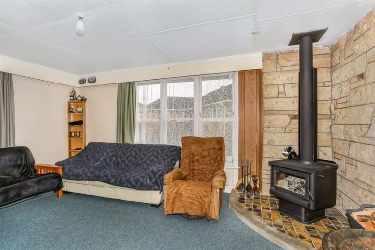 Photo of property in 4 Tainui Street, Meremere, Mercer, 2474