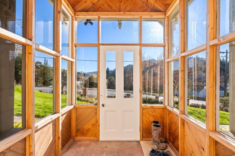 Photo of property in 12 Colonsay Street, Lawrence, 9532