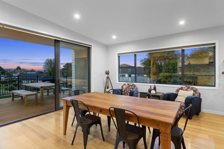 Photo of property in 7/1a Montrose Place, Highlands Park, New Plymouth, 4312