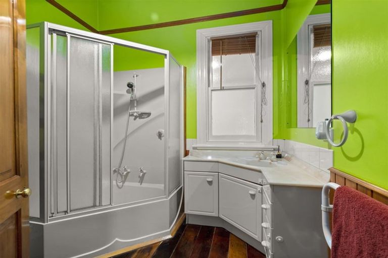 Photo of property in 17 Mudgeways Road, Massey, Auckland, 0614