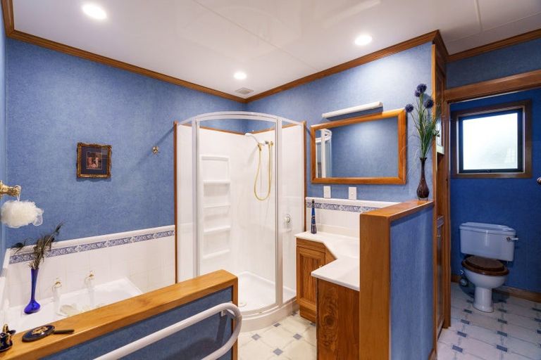 Photo of property in 739 Purakaunui Falls Road, Tarara, Owaka, 9586