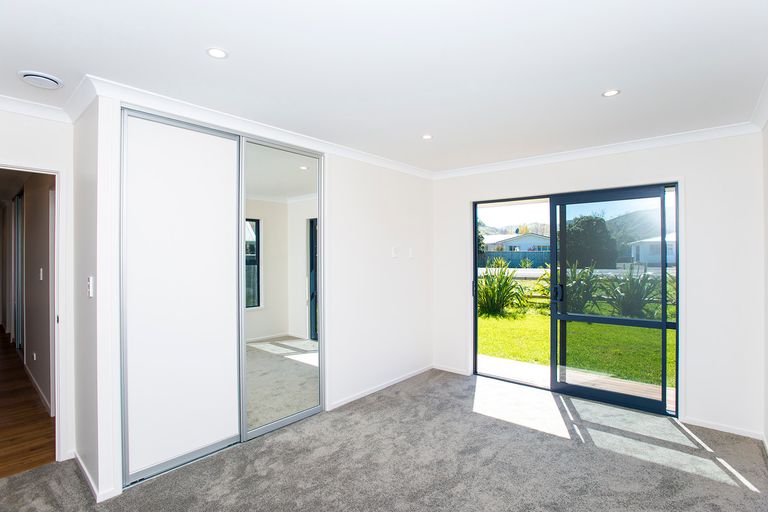 Photo of property in 14 Tuamotu Park, Wainui, Gisborne, 4010