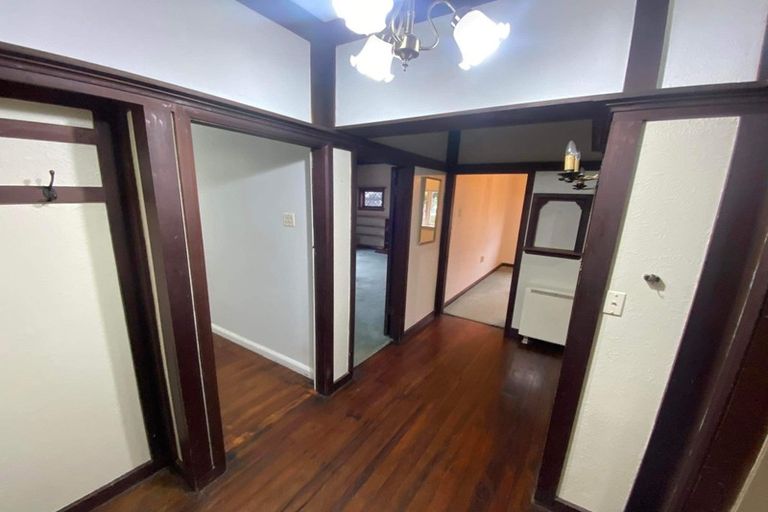 Photo of property in 12 Te Anau Avenue, Hataitai, Wellington, 6021