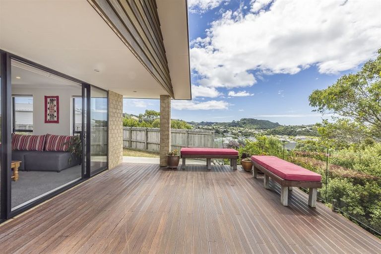 Photo of property in 8 Semaphore Lane, Whitby, Porirua, 5024