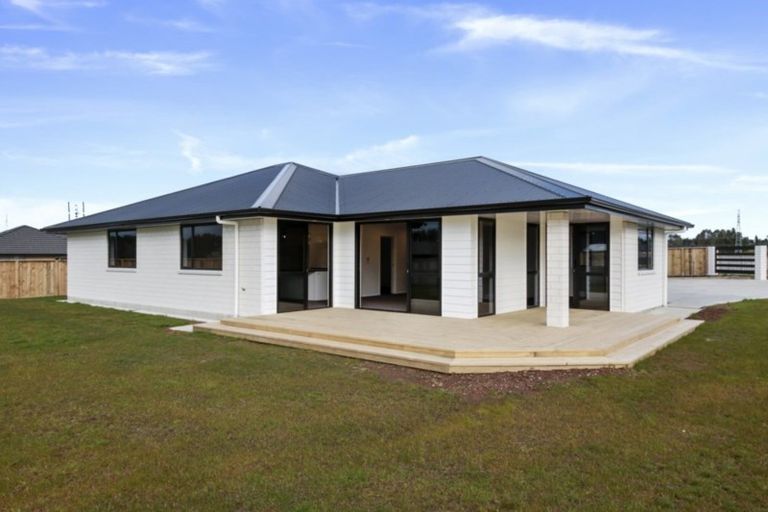 Photo of property in 12 Biron Place, Stratford, 4332