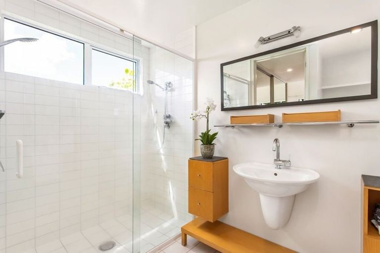 Photo of property in 4 Lantern Lane, Halswell, Christchurch, 8025