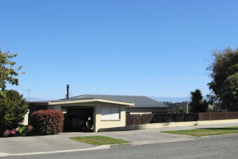 Photo of property in 1 Melton Street, Watlington, Timaru, 7910