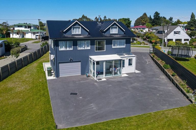 Photo of property in 35 Oban Street, Holmes Hill, Oamaru, 9401