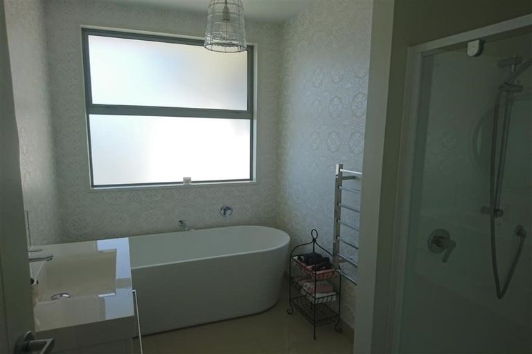 Photo of property in Kamahi Street, Wanaka, 9305