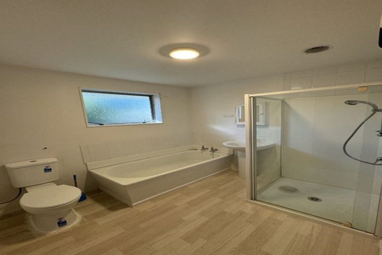 Photo of property in 1/338 Wairakei Road, Burnside, Christchurch, 8053