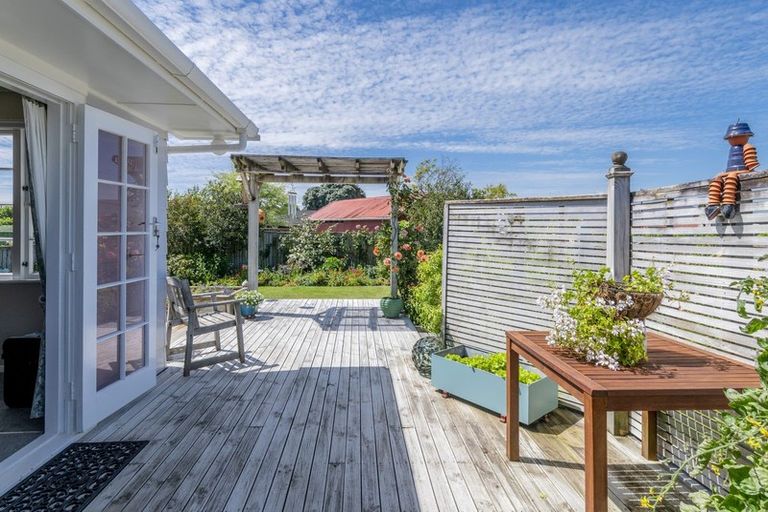 Photo of property in 18 Kirk Street, Otaki, 5512