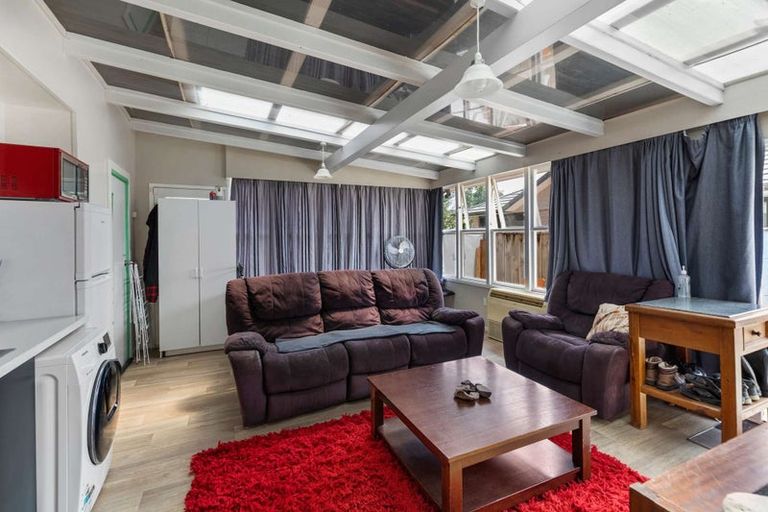 Photo of property in 979 Fergusson Drive, Ebdentown, Upper Hutt, 5018