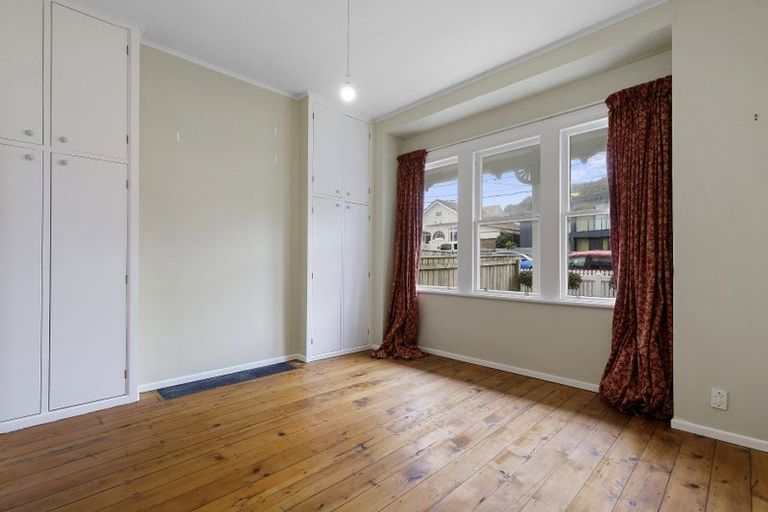 Photo of property in 23 Trent Street, Island Bay, Wellington, 6023