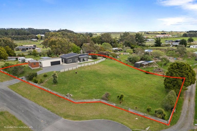 Photo of property in 11 Maury Place, Foxton, 4814