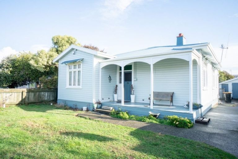 Photo of property in 18 Bryant Street, Takaro, Palmerston North, 4412