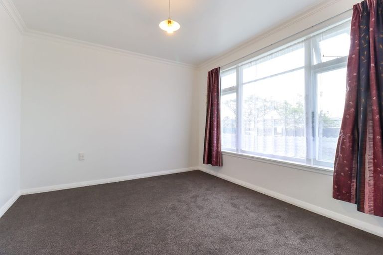 Photo of property in 8 Aberdeen Avenue, Takaro, Palmerston North, 4412