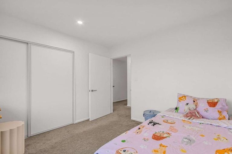 Photo of property in 10 Te Pakiaka Road, Pegasus, 7612