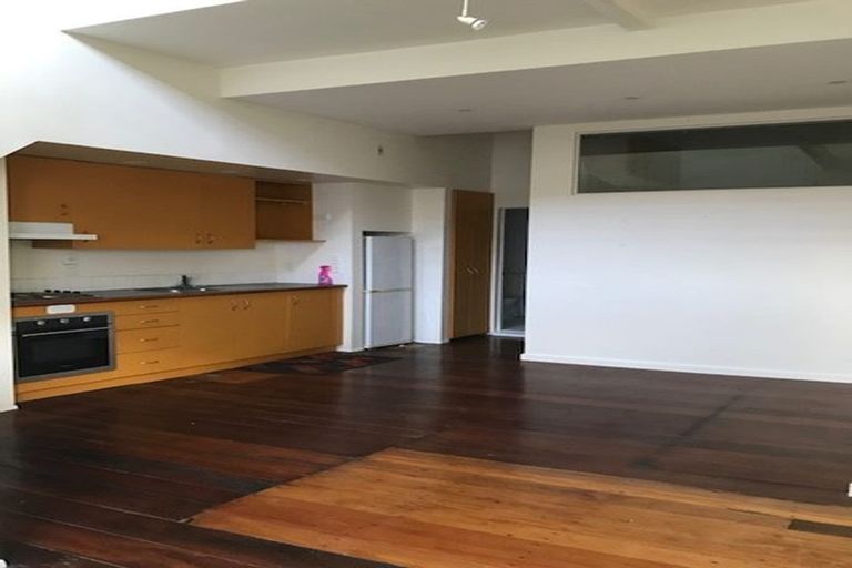 Photo of property in Hopper Street Apartments, 11/20 Hopper Street, Mount Cook, Wellington, 6011