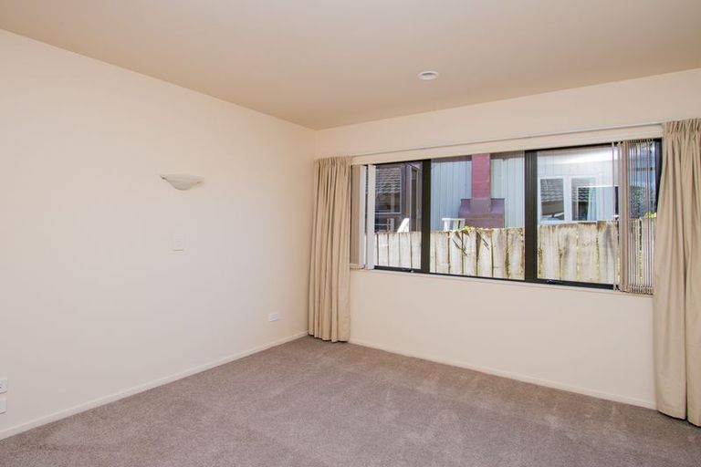 Photo of property in 23/1 Brixton Road, Manly, Whangaparaoa, 0930