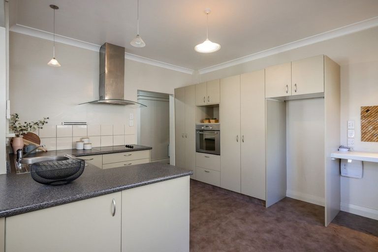 Photo of property in 8 Pretoria Avenue, Saint Clair, Dunedin, 9012