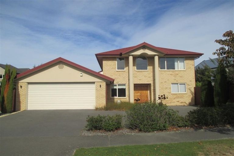 Photo of property in 3 Skyedale Drive, Harewood, Christchurch, 8051