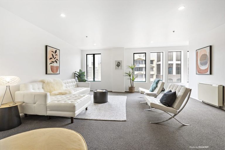 Photo of property in Courtenay Apartments, 403/120 Courtenay Place, Te Aro, Wellington, 6011