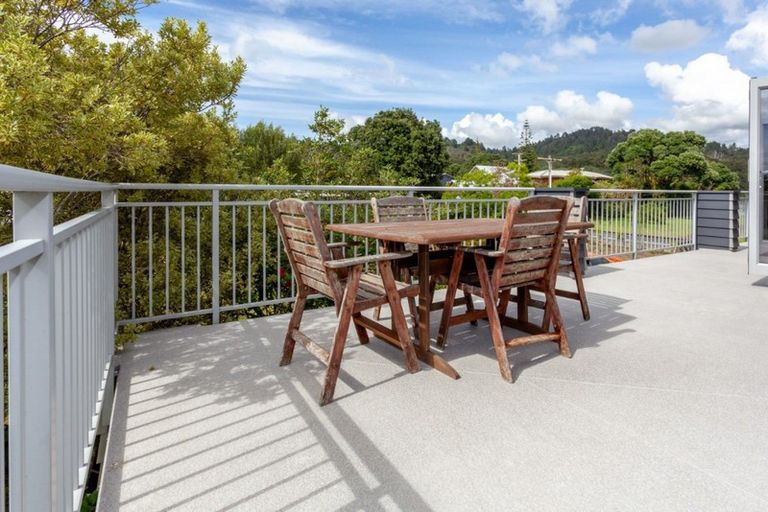 Photo of property in 116 Patuwai Drive, Whangamata, 3620