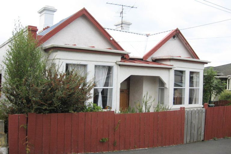Photo of property in 8 Catherine Street, Caversham, Dunedin, 9012