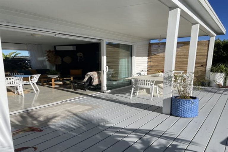 Photo of property in 2 Taimoana Close, Mangawhai Heads, Mangawhai, 0505