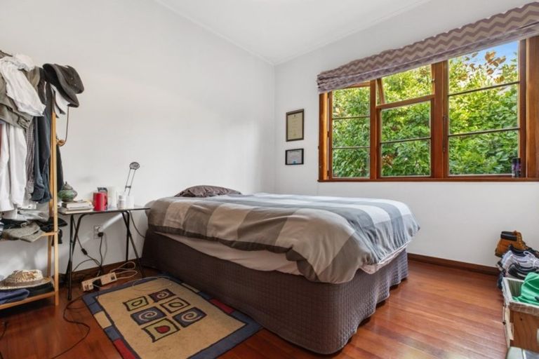 Photo of property in 7 Nelson Avenue, Northcote Point, Auckland, 0627