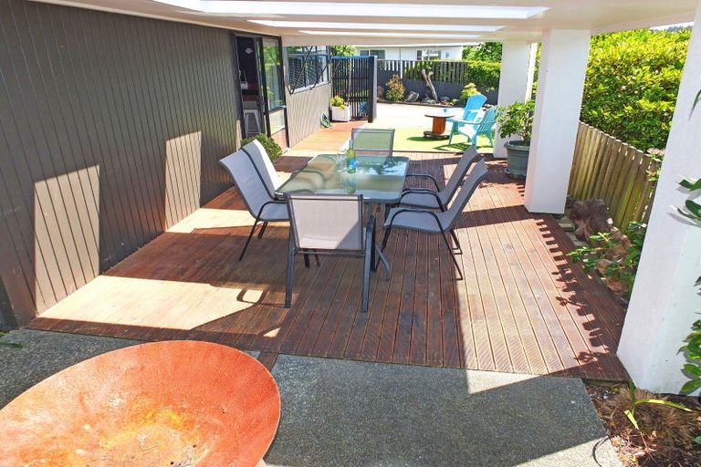 Photo of property in 42a Signal Street, Foxton Beach, Foxton, 4815