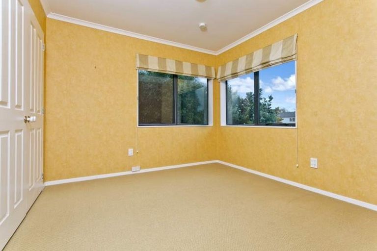 Photo of property in 16 Adelphi Place, Albany, Auckland, 0632
