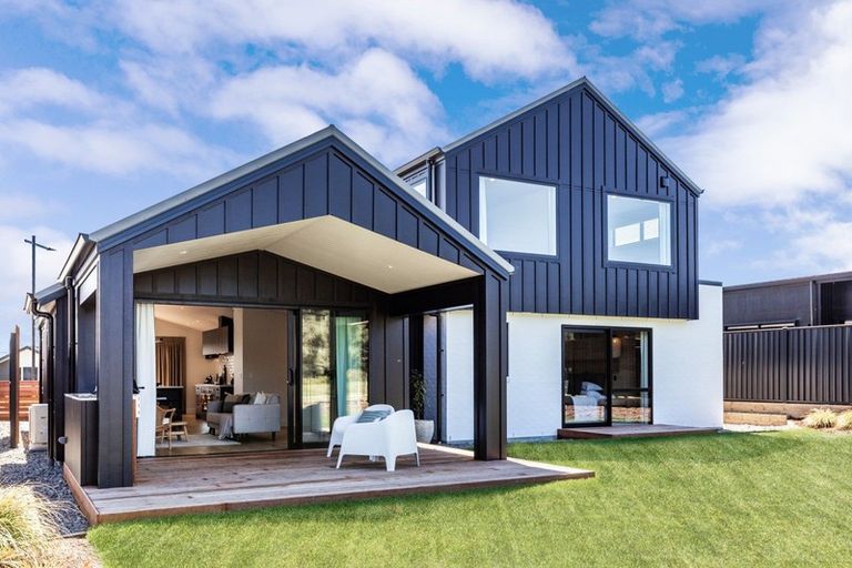 Photo of property in 122 Harakeke Drive, Wharewaka, Taupo, 3330