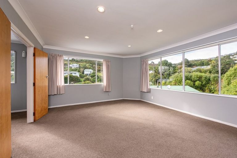 Photo of property in 4 Glen Alton Avenue, Paparangi, Wellington, 6037