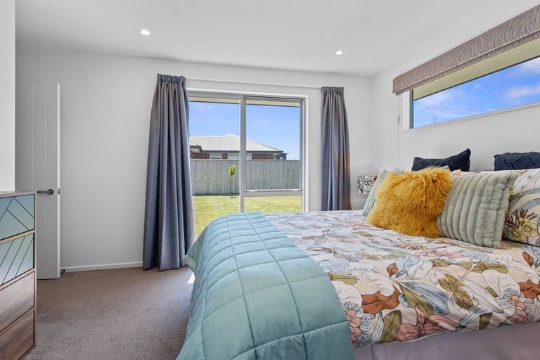 Photo of property in 96 Kawari Drive, Pegasus, 7612