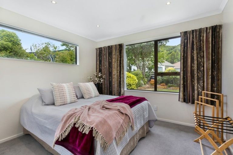 Photo of property in 87 Oriel Avenue, Tawa, Wellington, 5028