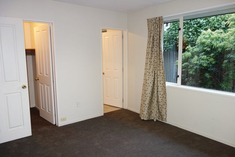 Photo of property in 2/146 Maidstone Road, Ilam, Christchurch, 8041