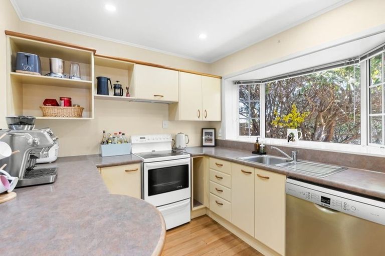 Photo of property in 6 Deepdale Street, Burnside, Christchurch, 8053