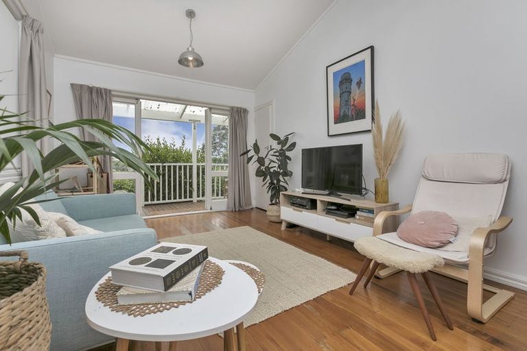 Photo of property in 16 Cowper Street, Devonport, Auckland, 0624