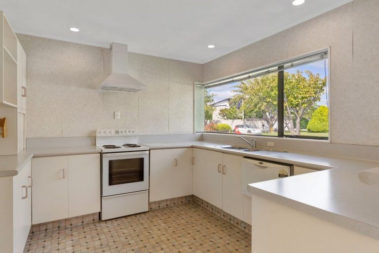 Photo of property in 1/86 Mclauchlan Street, Springlands, Blenheim, 7201