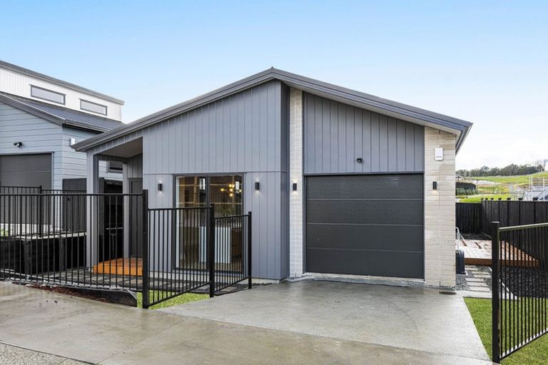 Photo of property in 14 Rongoa Crescent, Warkworth, 0985